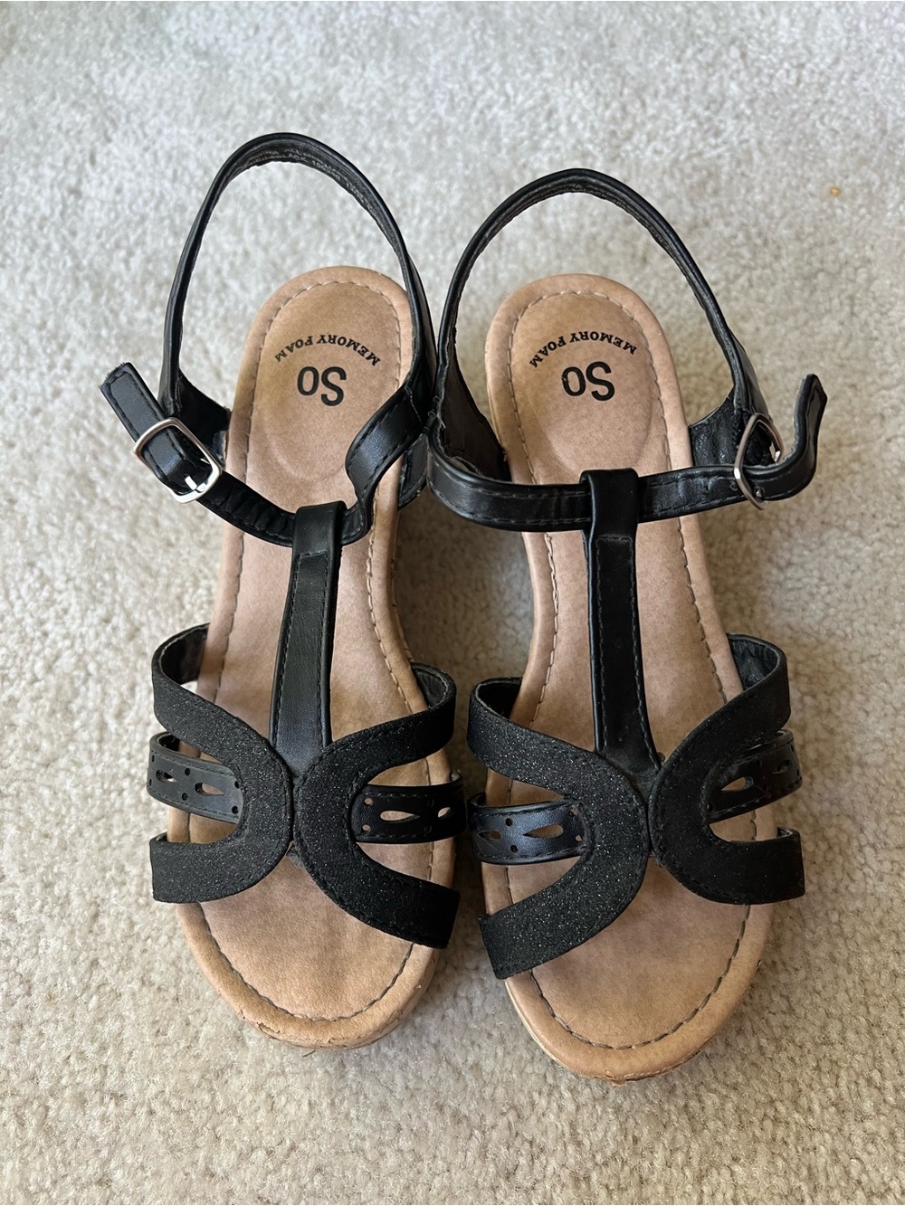 Kohls SO Black T-Strap Cork Wedge Sandals Sz 3